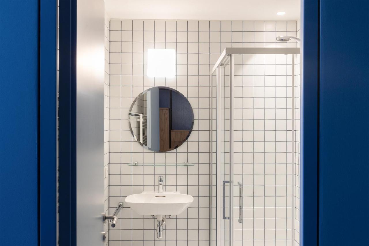 Single Room Private Bathroom