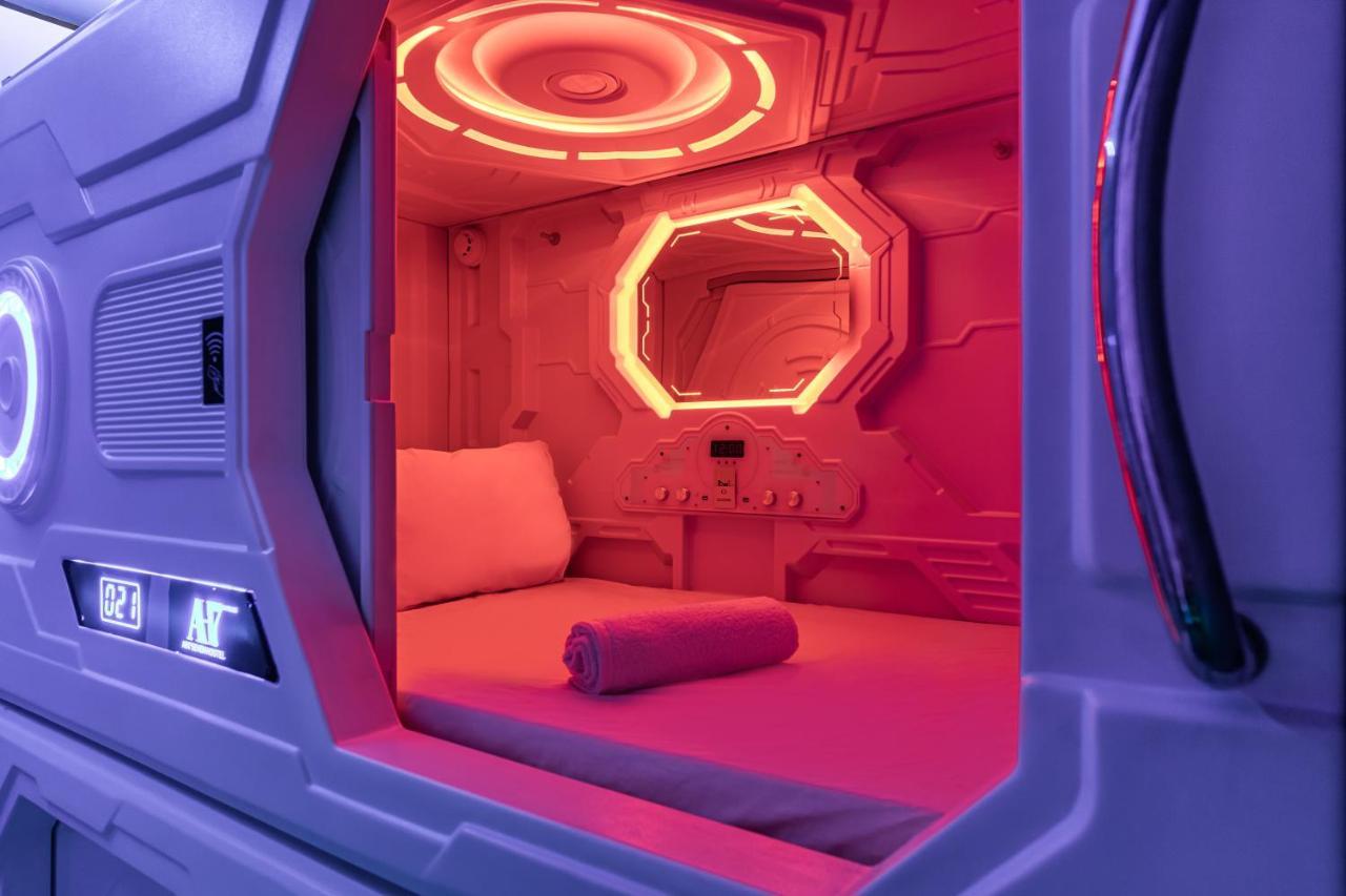 Two Private Capsule Double Bed,1297620514:JPEG