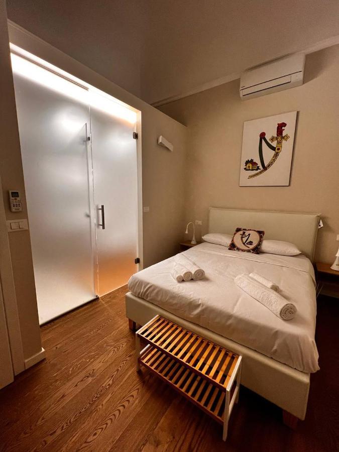 Double Room,1298087257:JPEG
