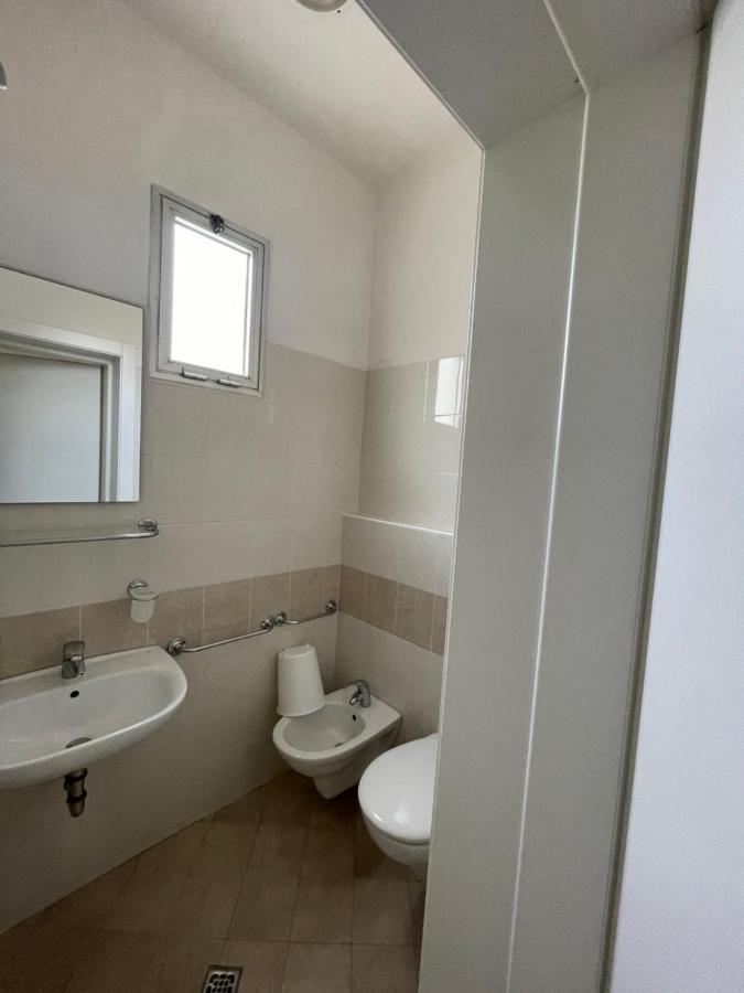 Triple Room,1298322877:JPEG