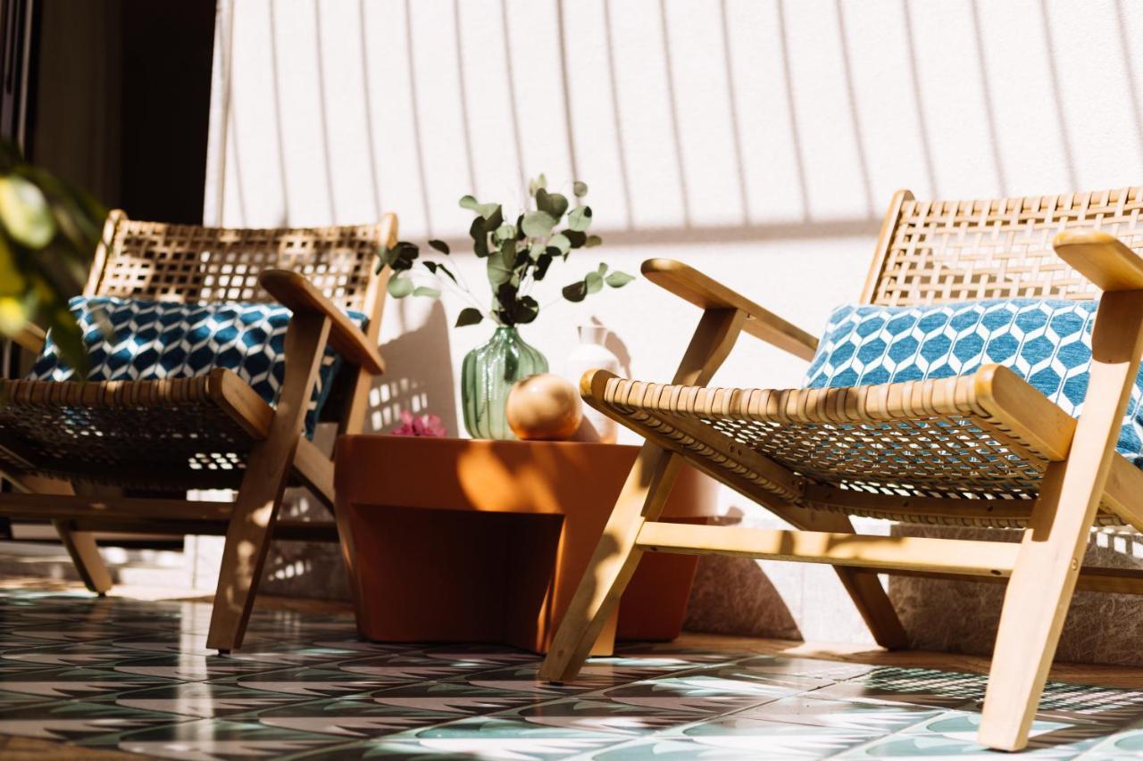 Apartment Terrace,1299148123:JPEG