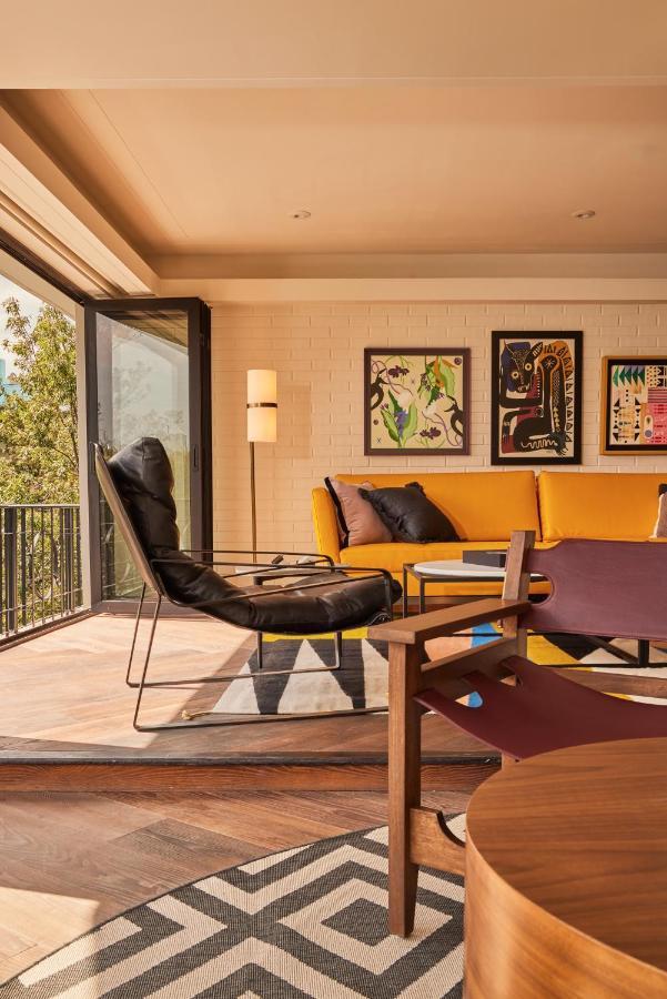 Suite Balcony,1299493231:JPEG