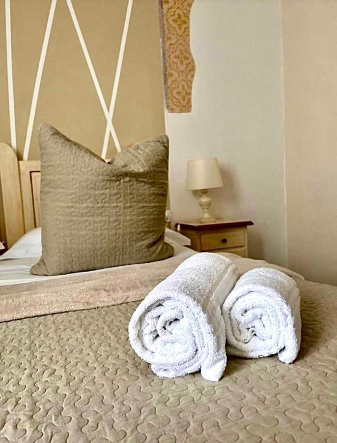 Double or Twin Room,1426245537:JPEG