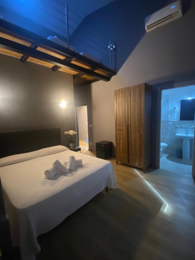 Deluxe Quadruple Room,1202849698:JPEG