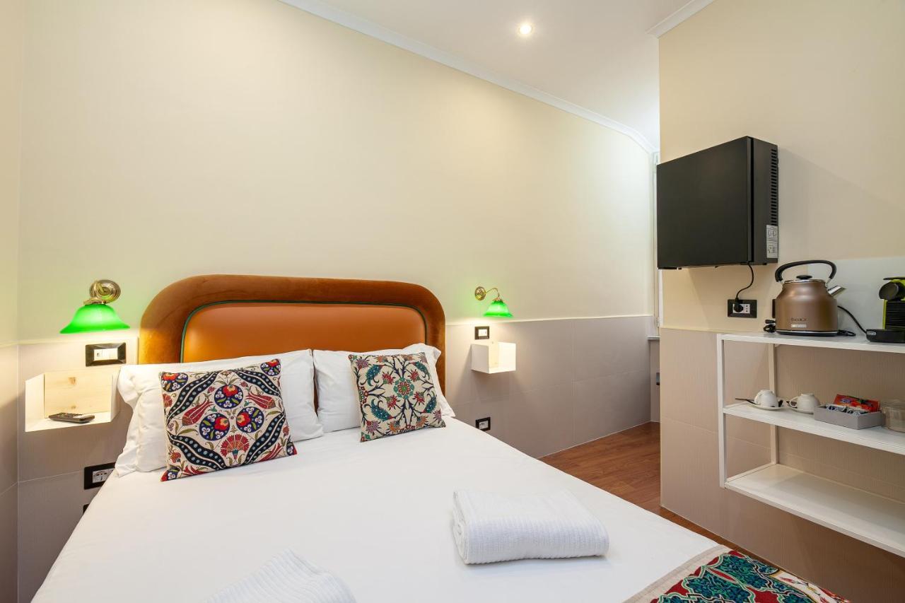 Small Double Room,1307221405:JPEG