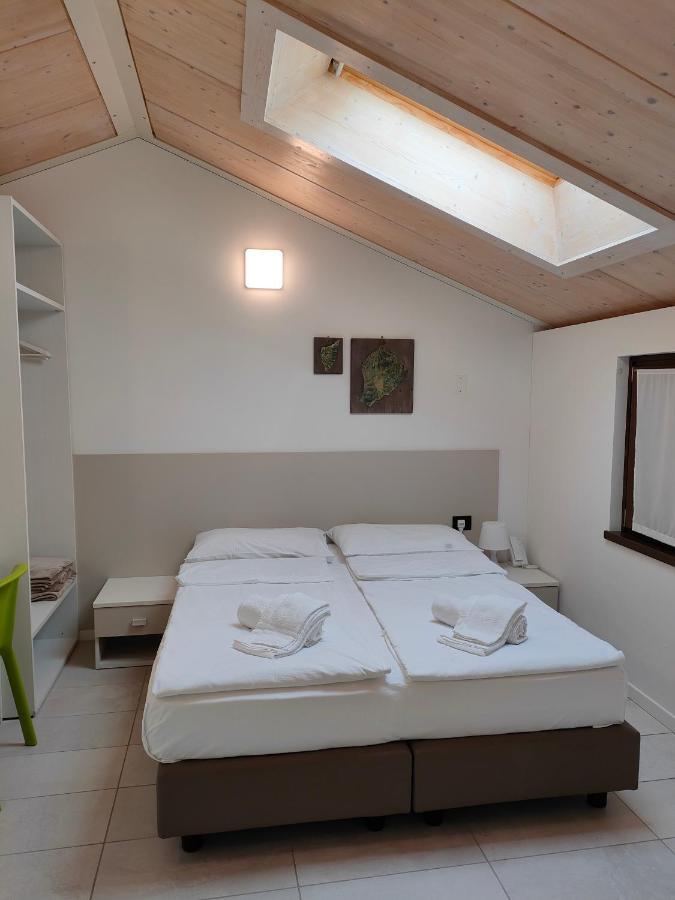 Double or Twin Room Private Bathroom
