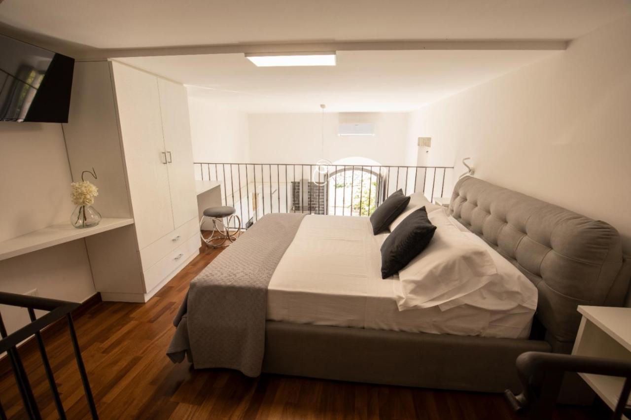 Deluxe Quadruple Room,1308036859:JPEG