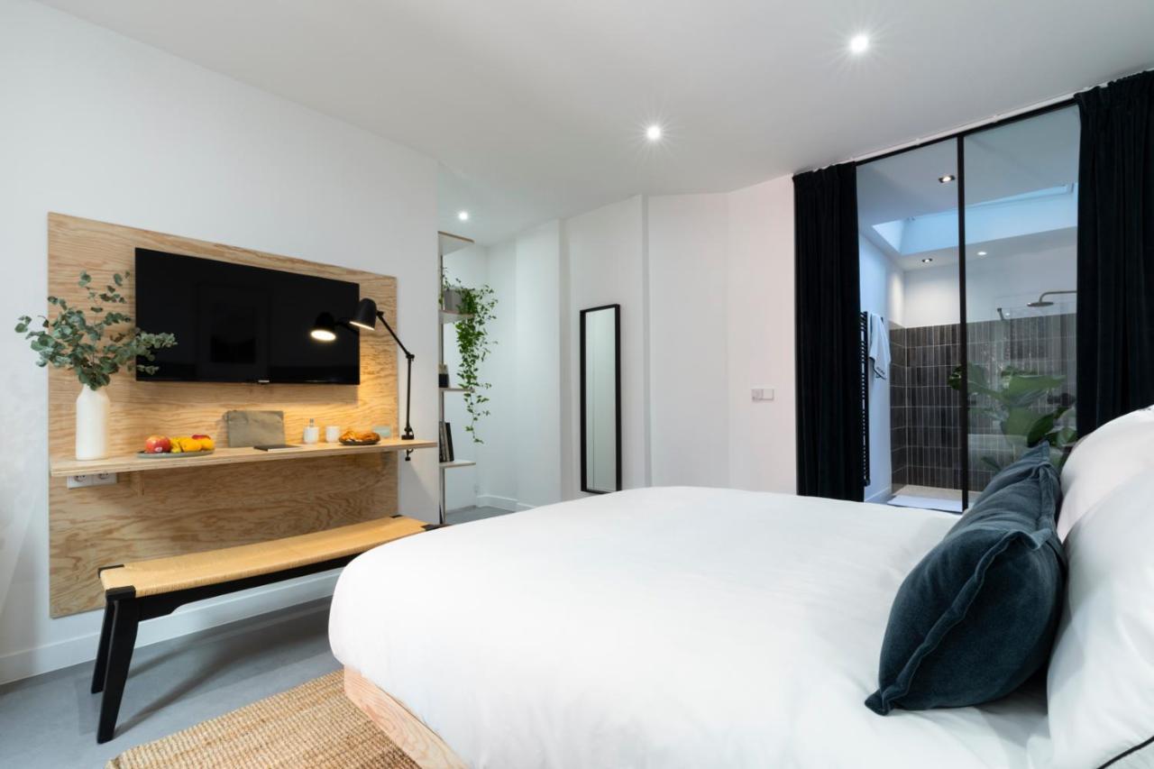 Premium Double Room,1308327193:JPEG