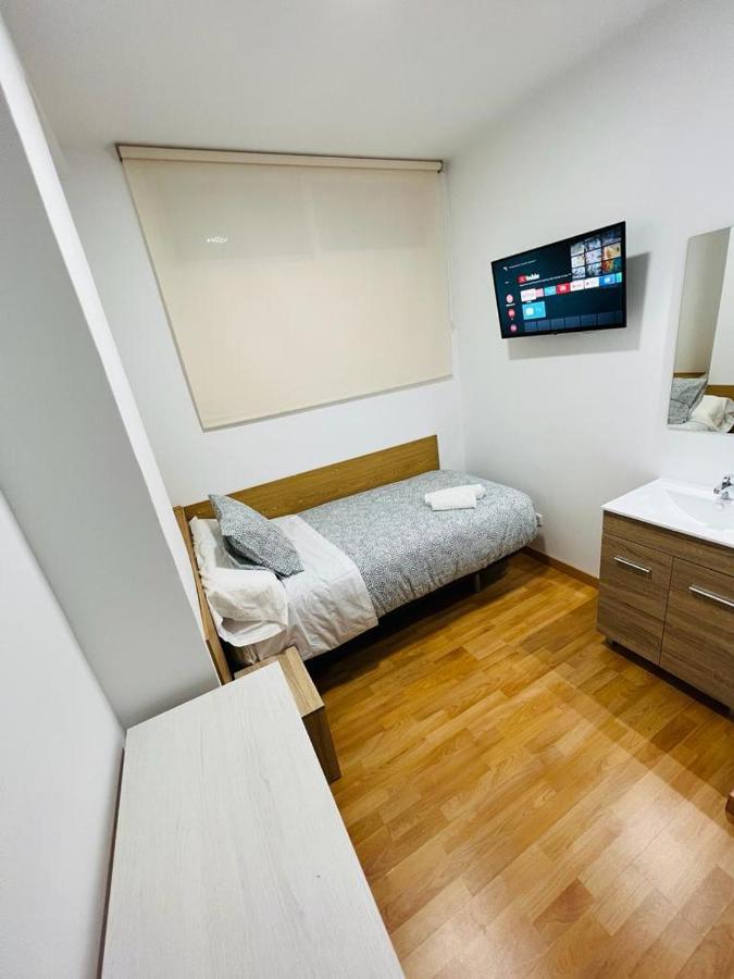 Single Room,1308413329:JPEG