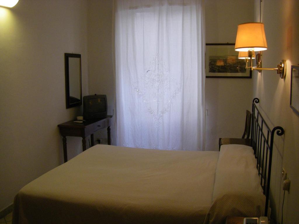 Double or Twin Room,51603205:JPEG