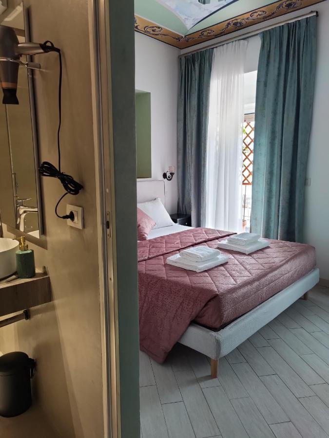 Double Room,1315992748:JPEG