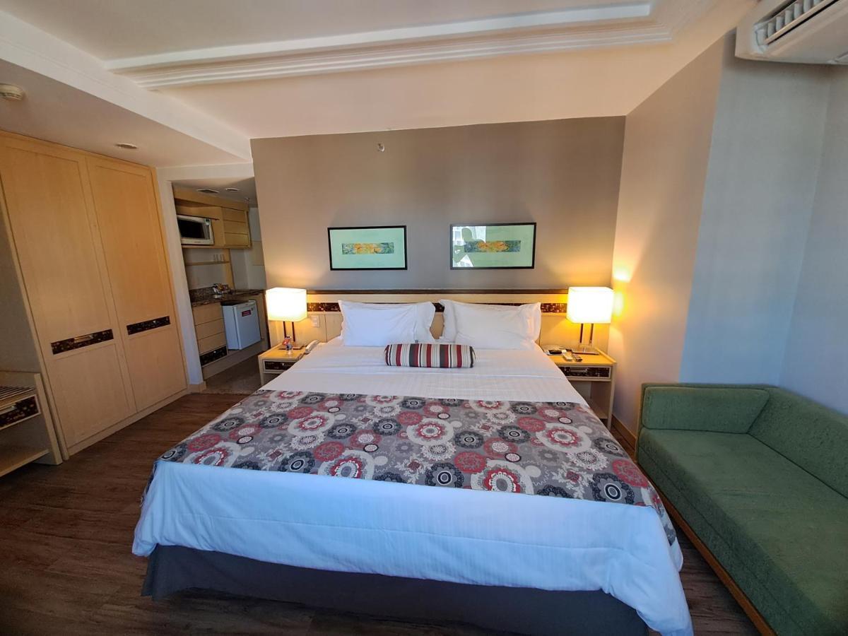One-Bedroom Apartment,1315120639:JPEG