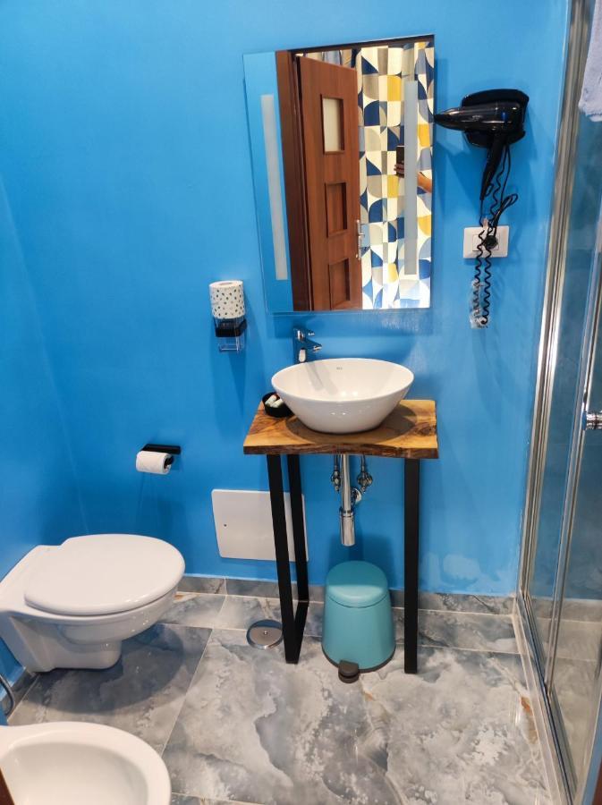 Double Room Private Bathroom