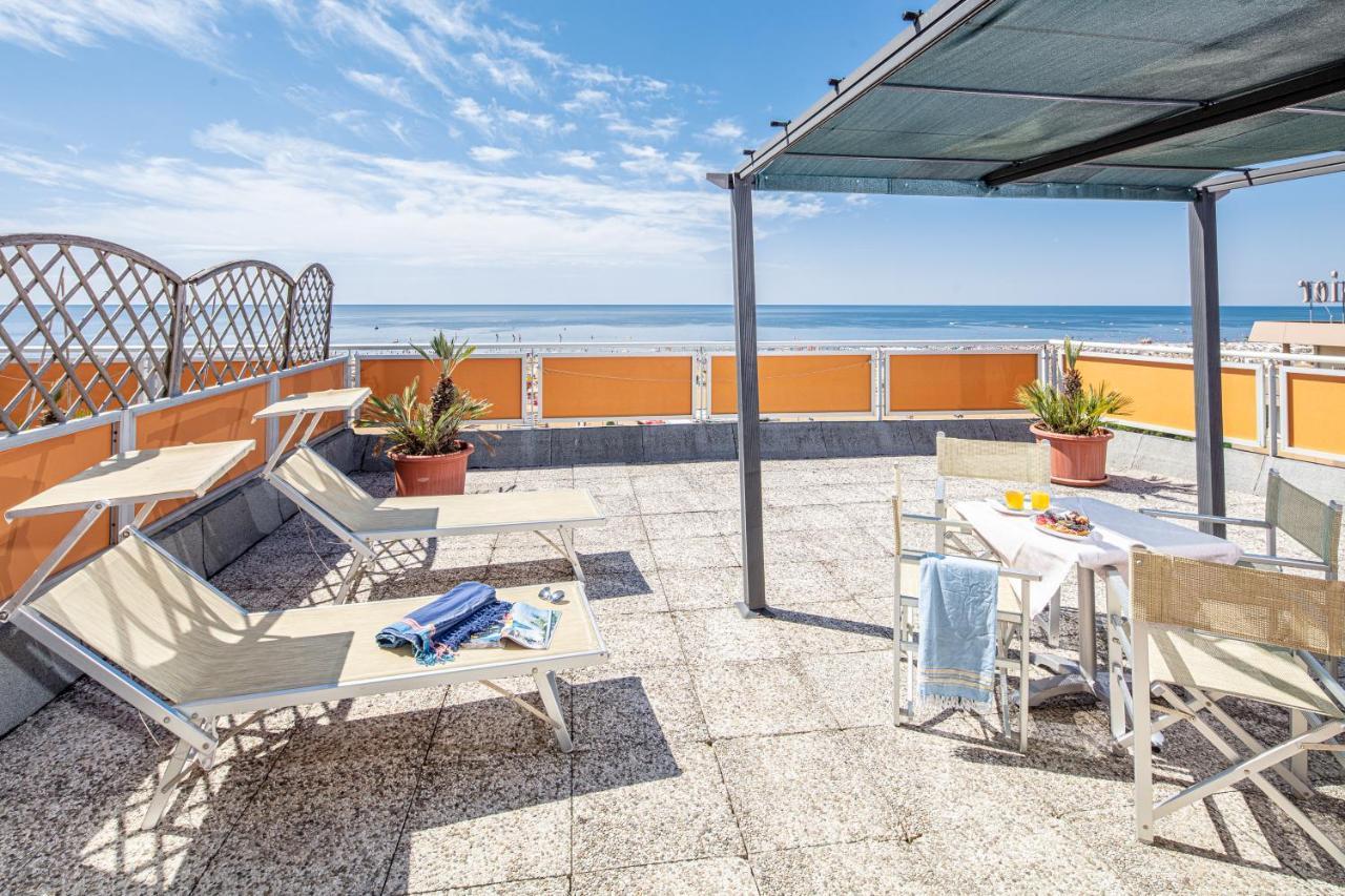 Quadruple Room Terrace