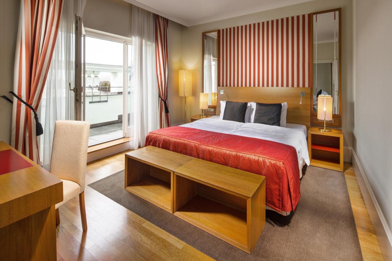 Superior Double/Twin Room,1278354559:JPEG