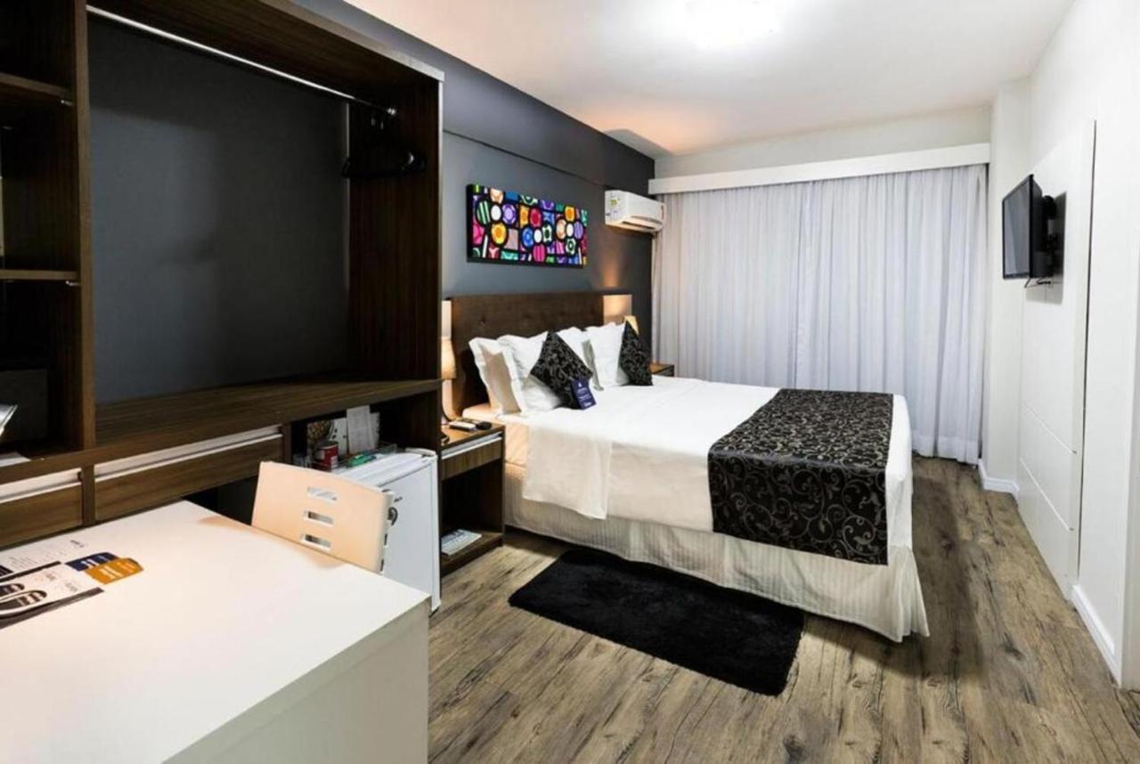Quarto Duplo Econômico