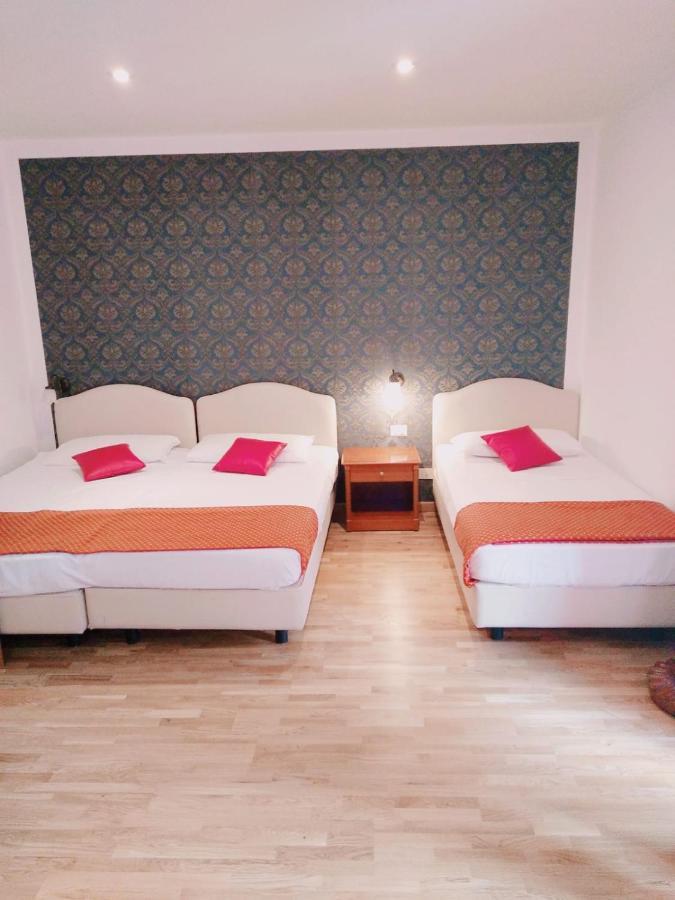 Triple Room Balcony,1333623677:JPEG