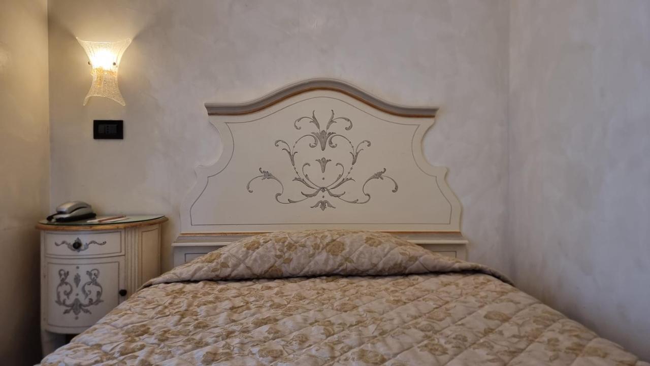 Single Room,1319463769:JPEG