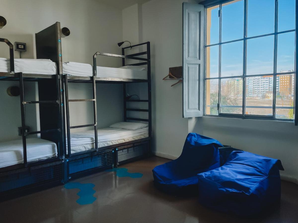 Bed 8-Bed Mixed Dormitory Room,1321665817:JPEG