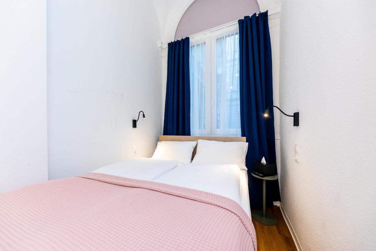 Habitación Doble Pequeña