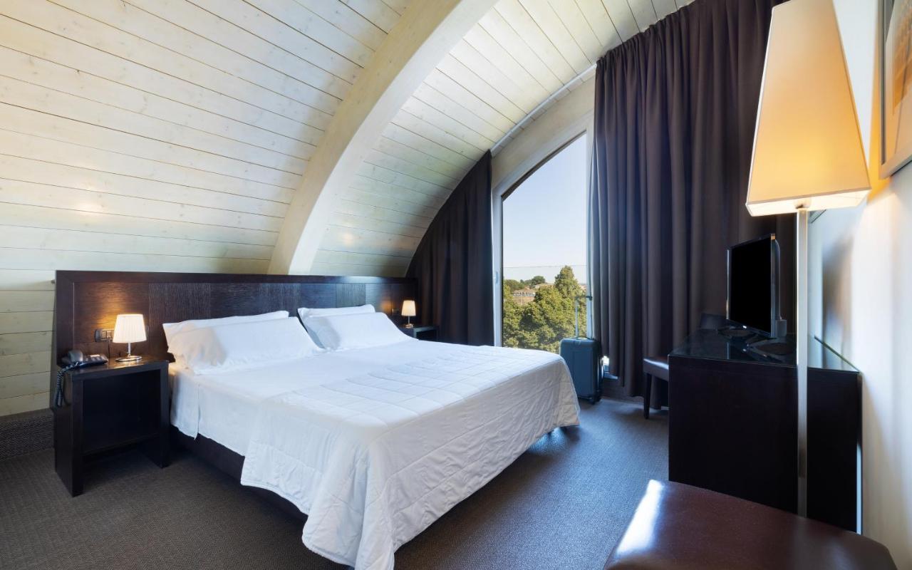 Superior Double Room,1322933341:JPEG