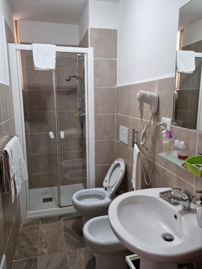 Double Room Private Bathroom