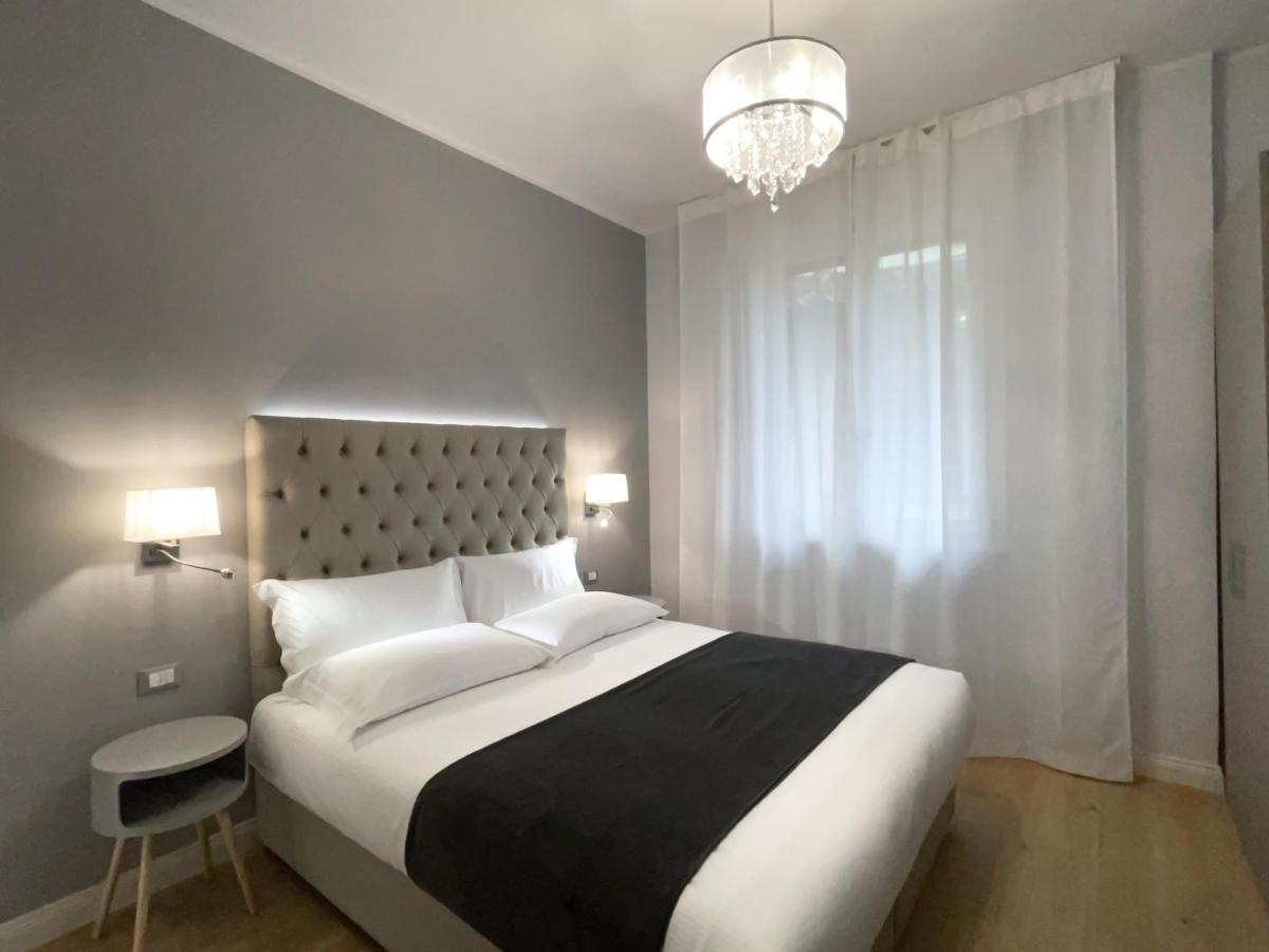 Double Room,1632352034:JPEG