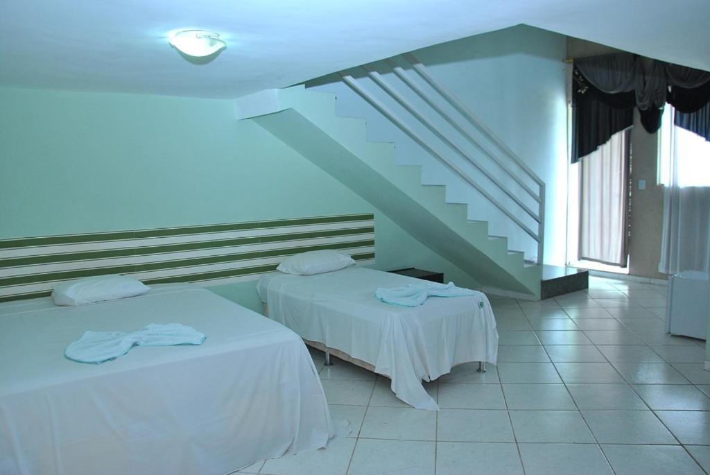 Quarto Duplo