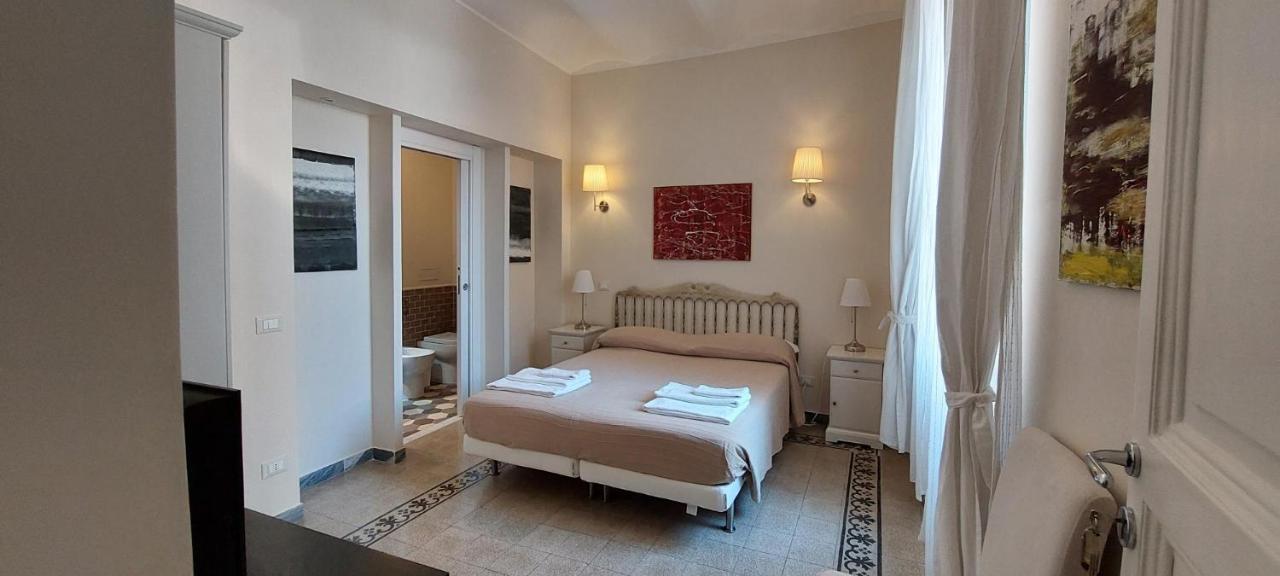 Standard Double or Twin Room,1328200193:JPEG