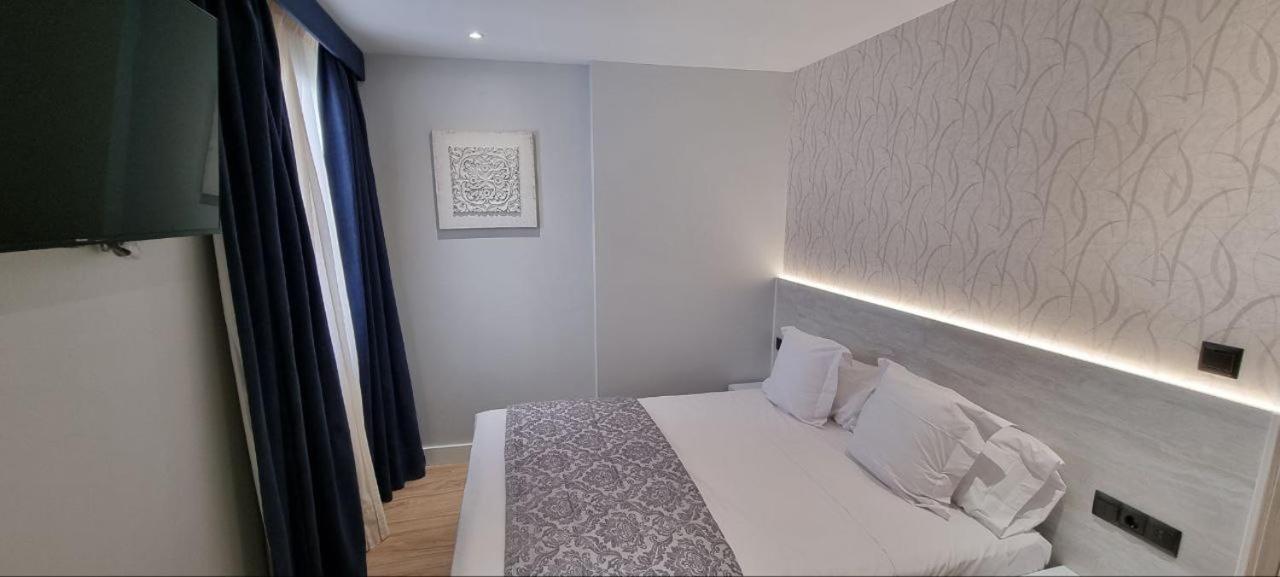 Superior Double Room,1328516183:JPEG