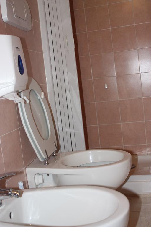 Single Room,132957873:JPEG