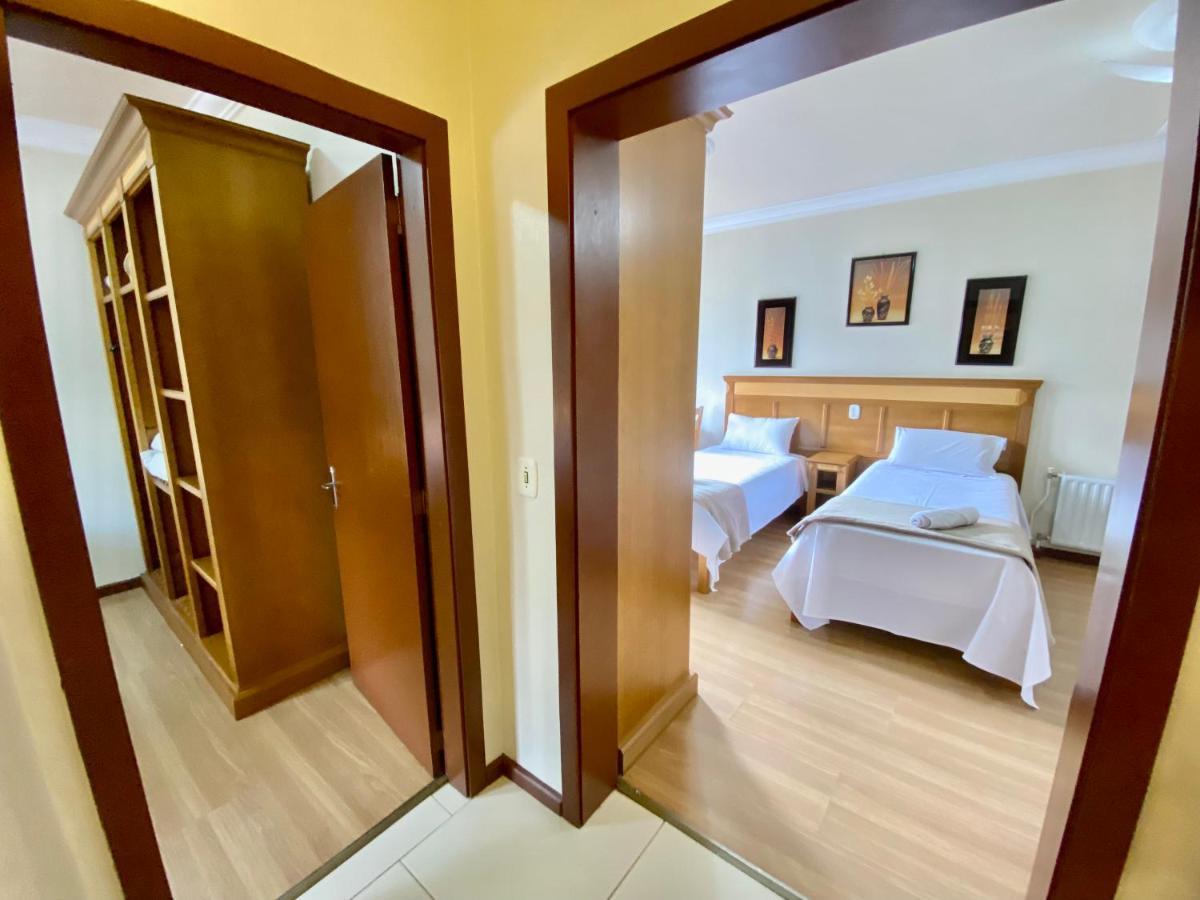 Two-Bedroom Apartment,1329416150:JPEG