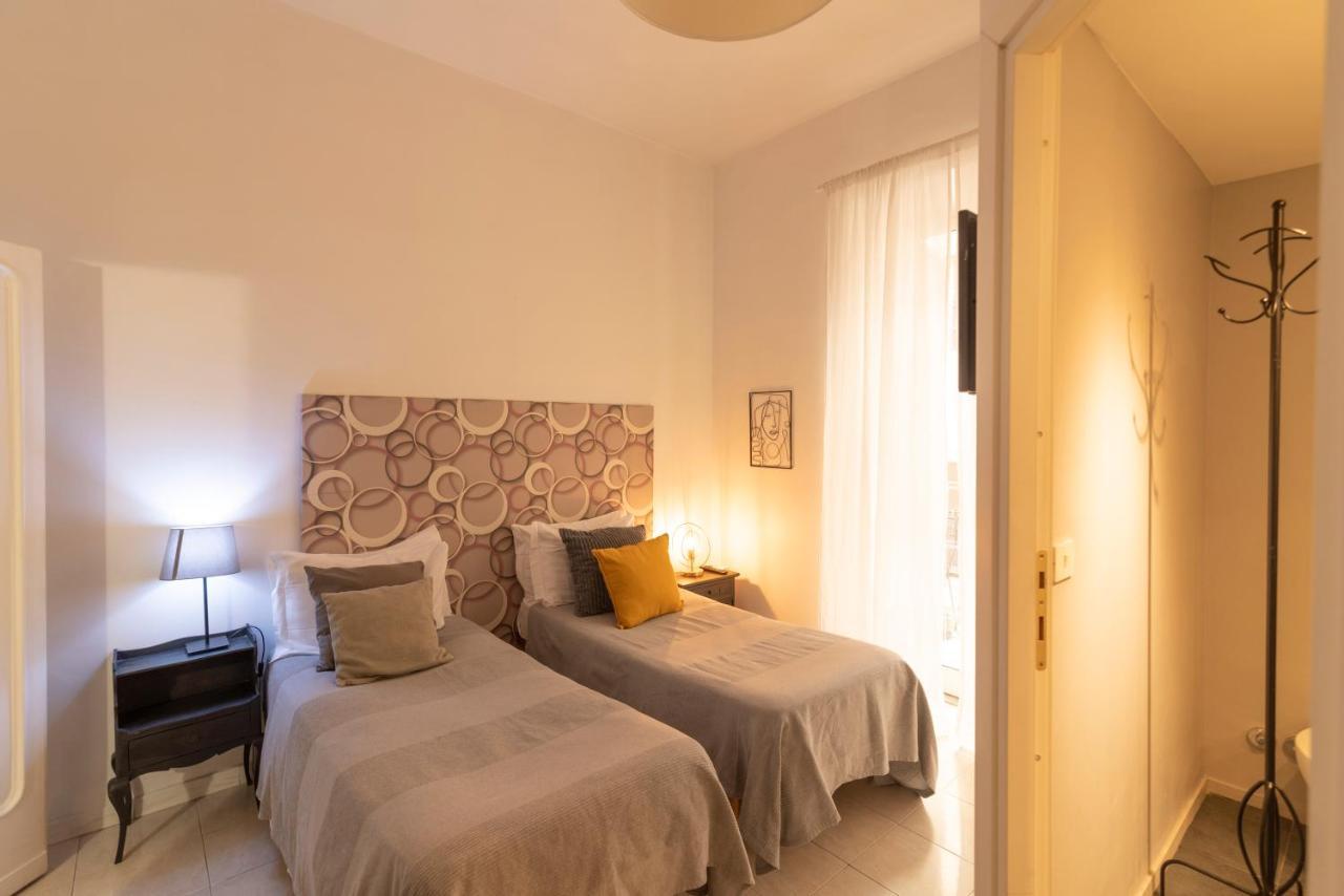 Twin Room,1332762353:JPEG