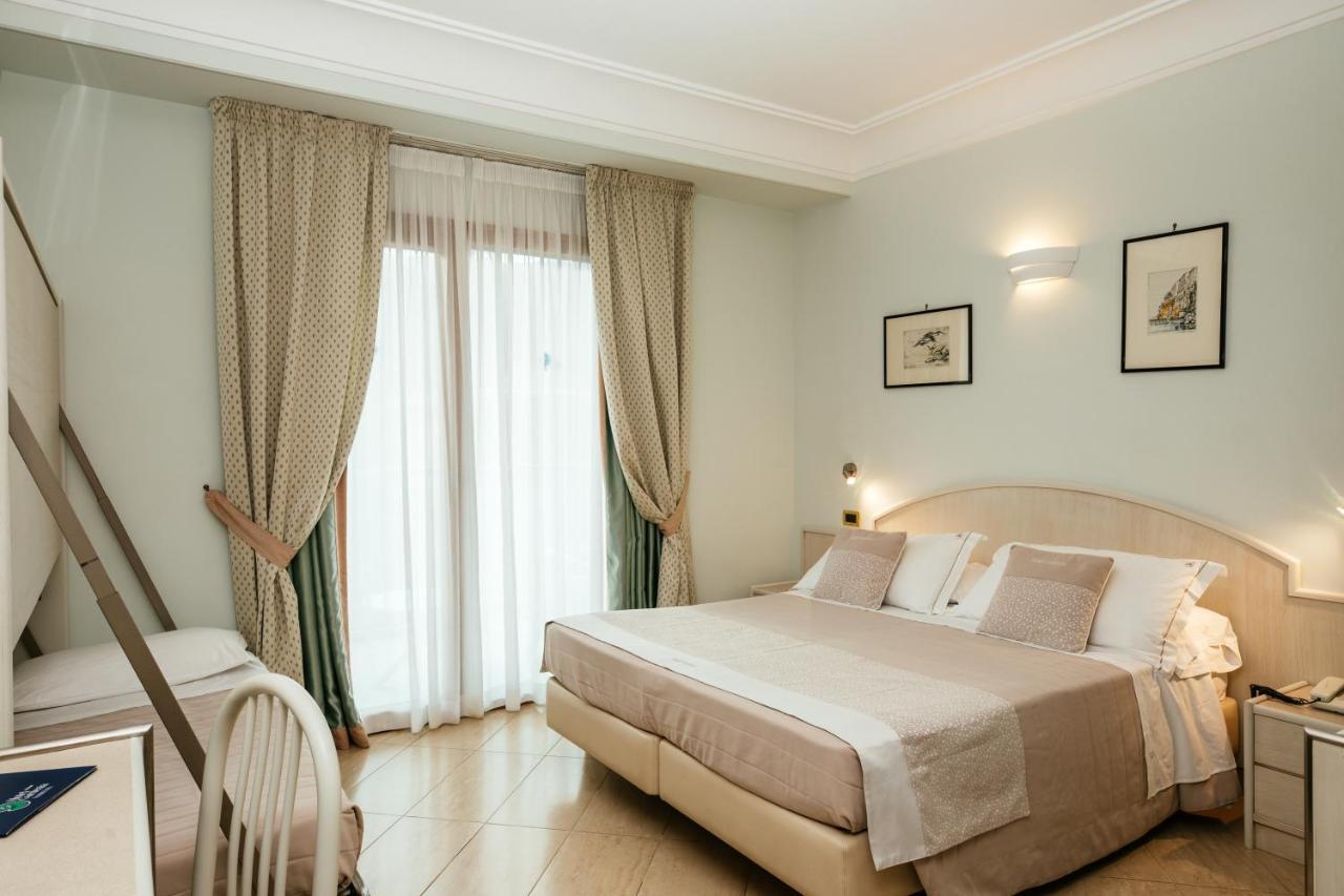 Triple Room,1333720712:JPEG