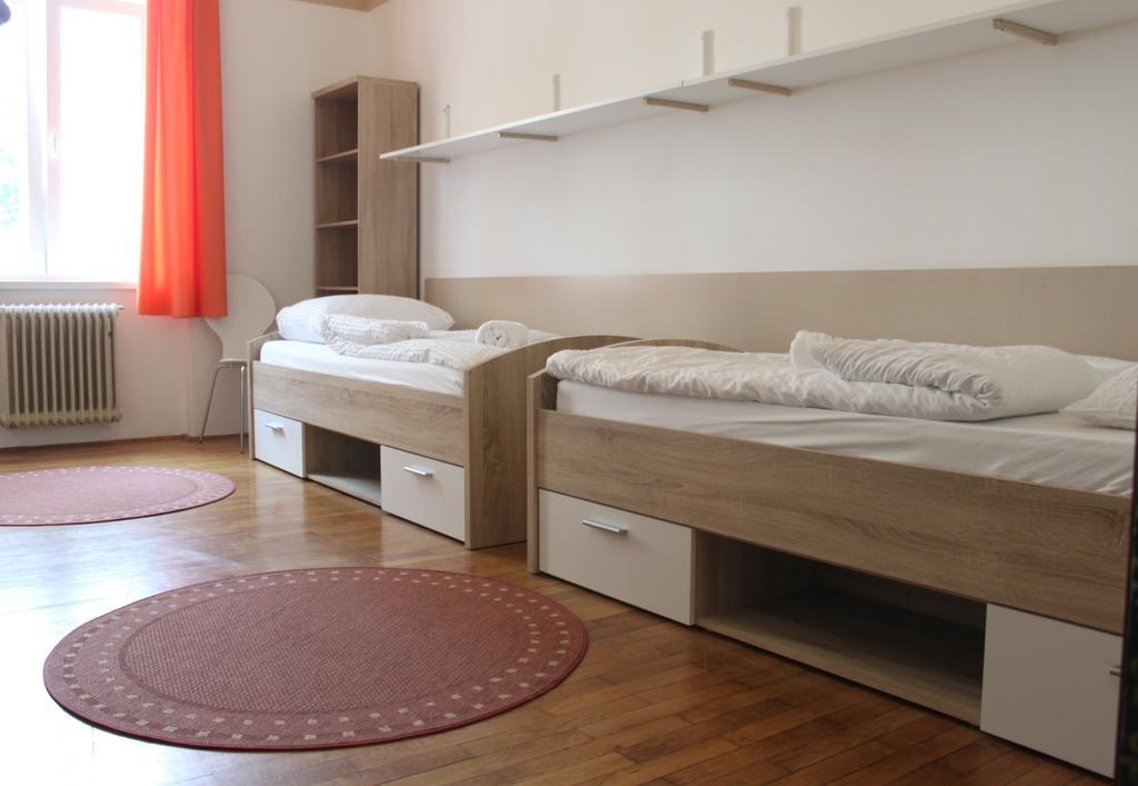 Quadruple Room,187869791:JPEG