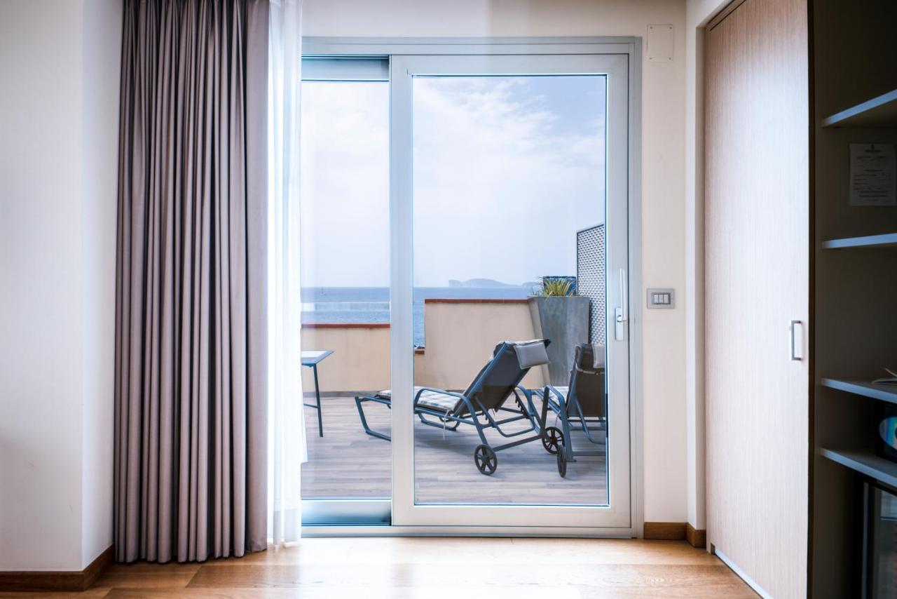 Suite Terrace,1334260145:JPEG