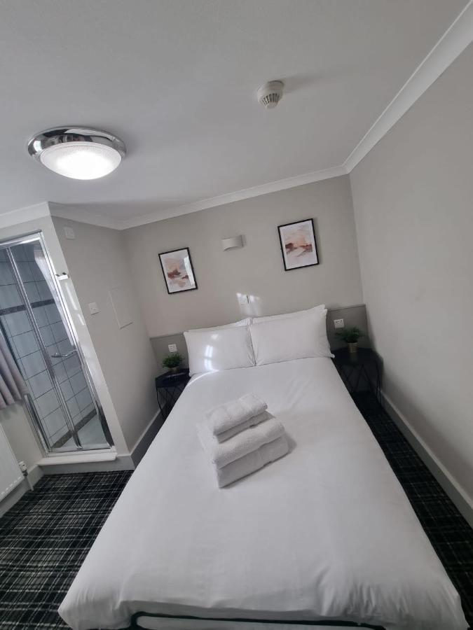 Single Room Shared Toilet,1334468189:JPEG