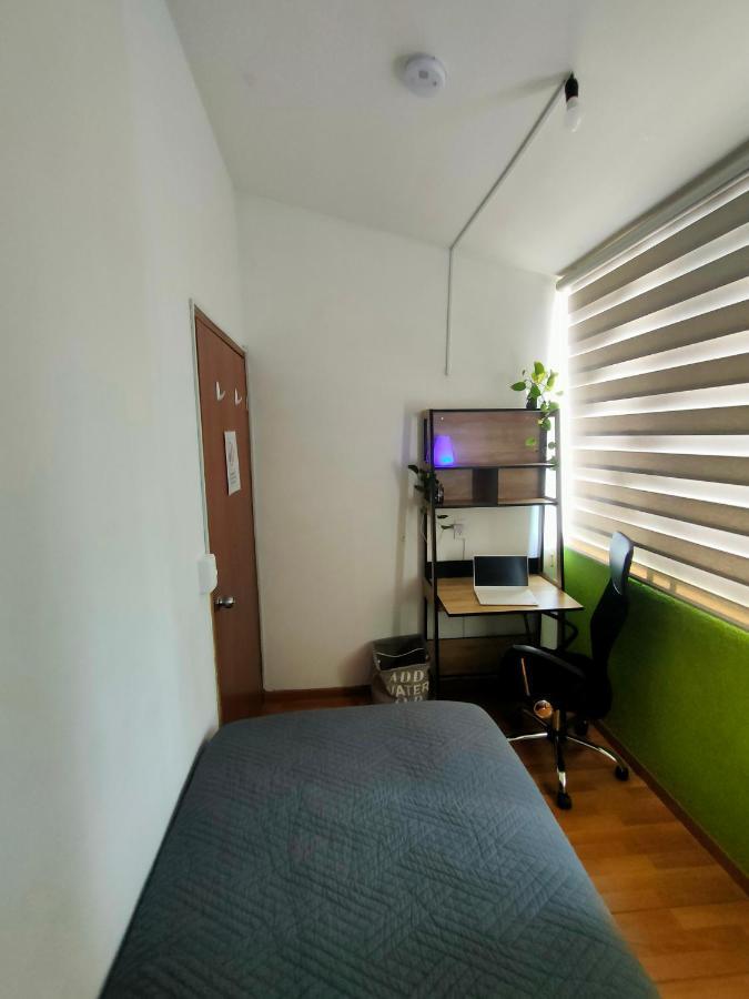 Deluxe Single Room,1335178139:JPEG