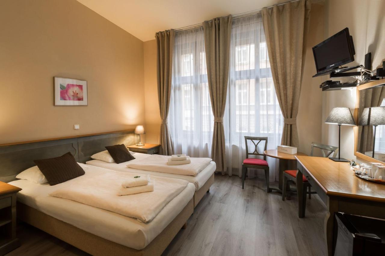 Double Room,1339724690:JPEG