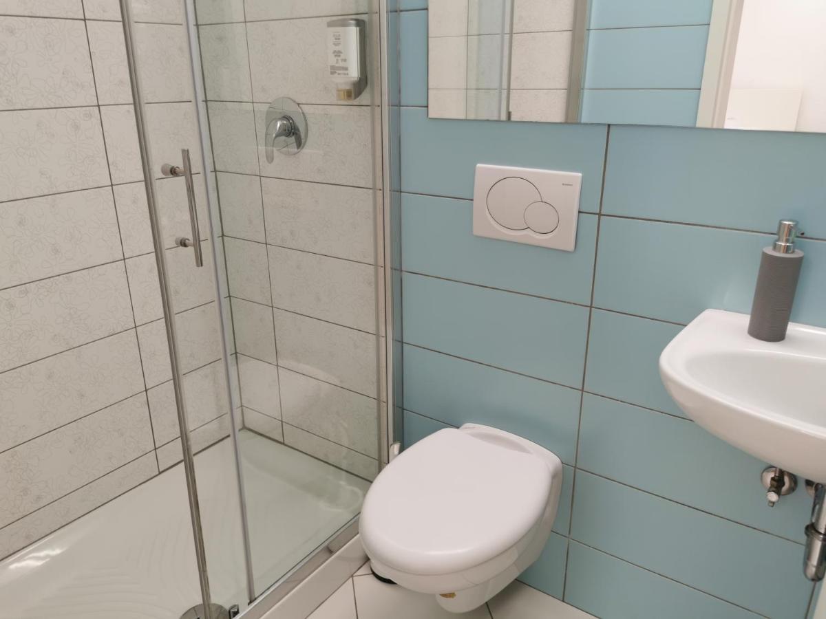 Camera Doppia con Letti Singoli