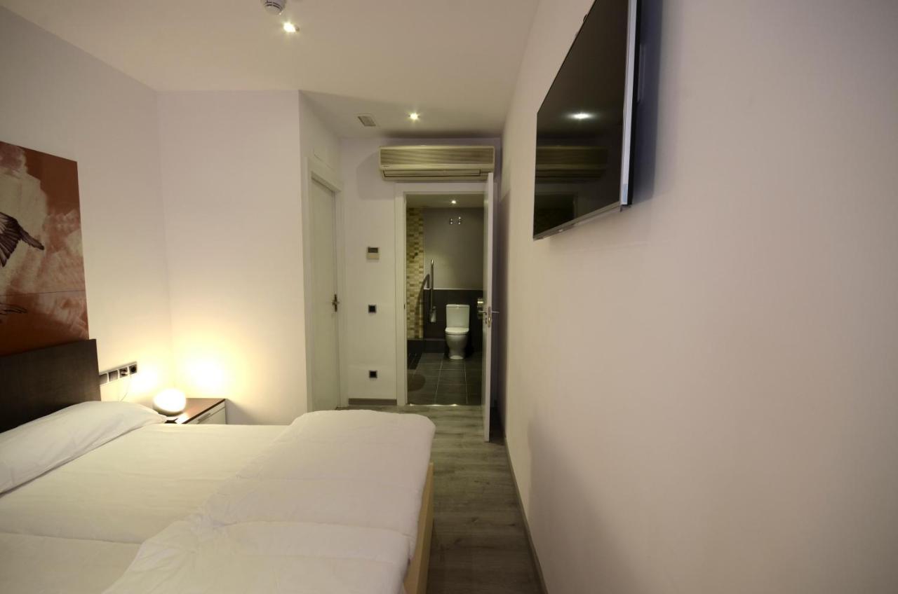Economy Double Room,1341654158:JPEG