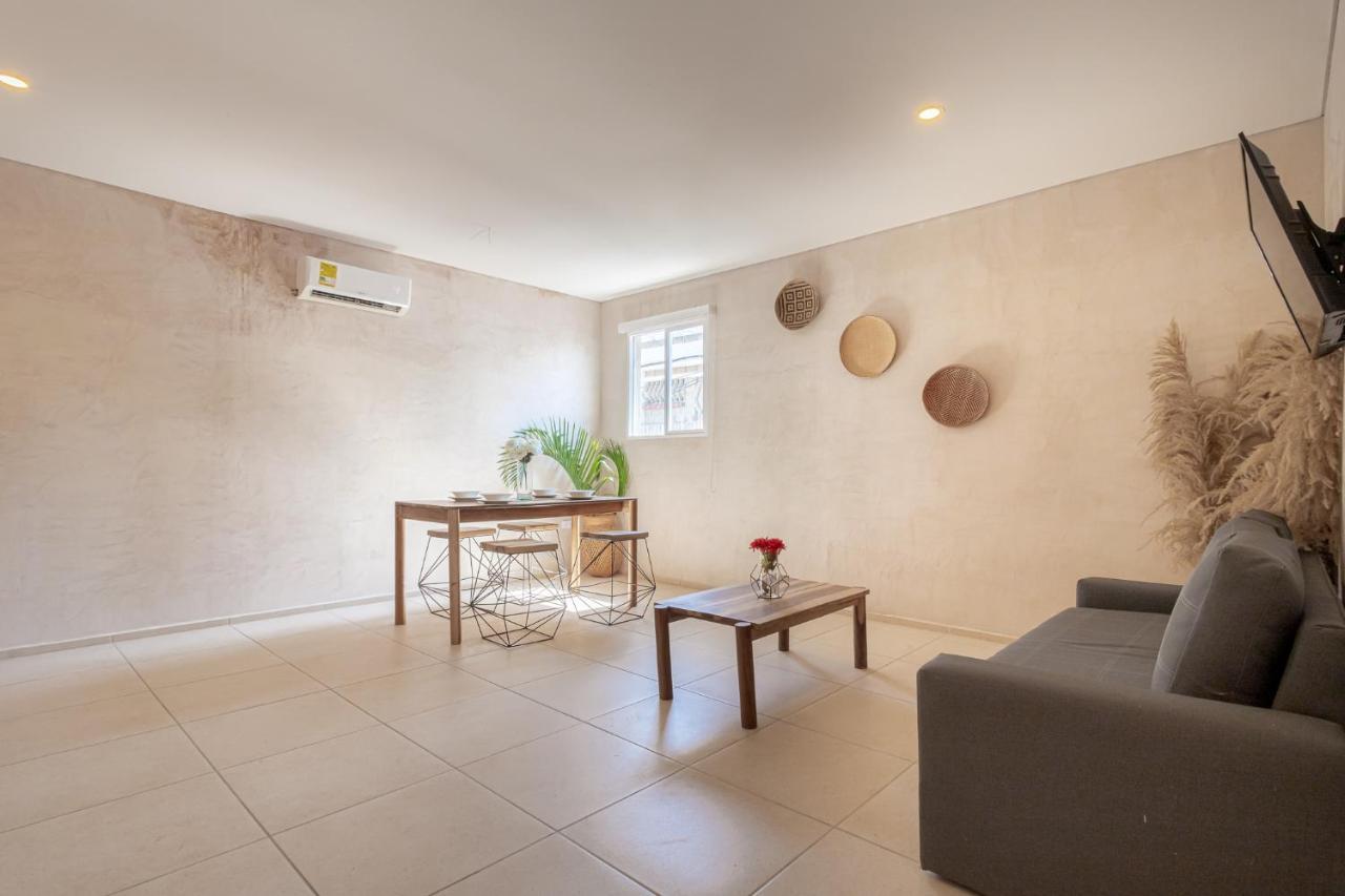 Two-Bedroom Apartment,1341682661:JPEG