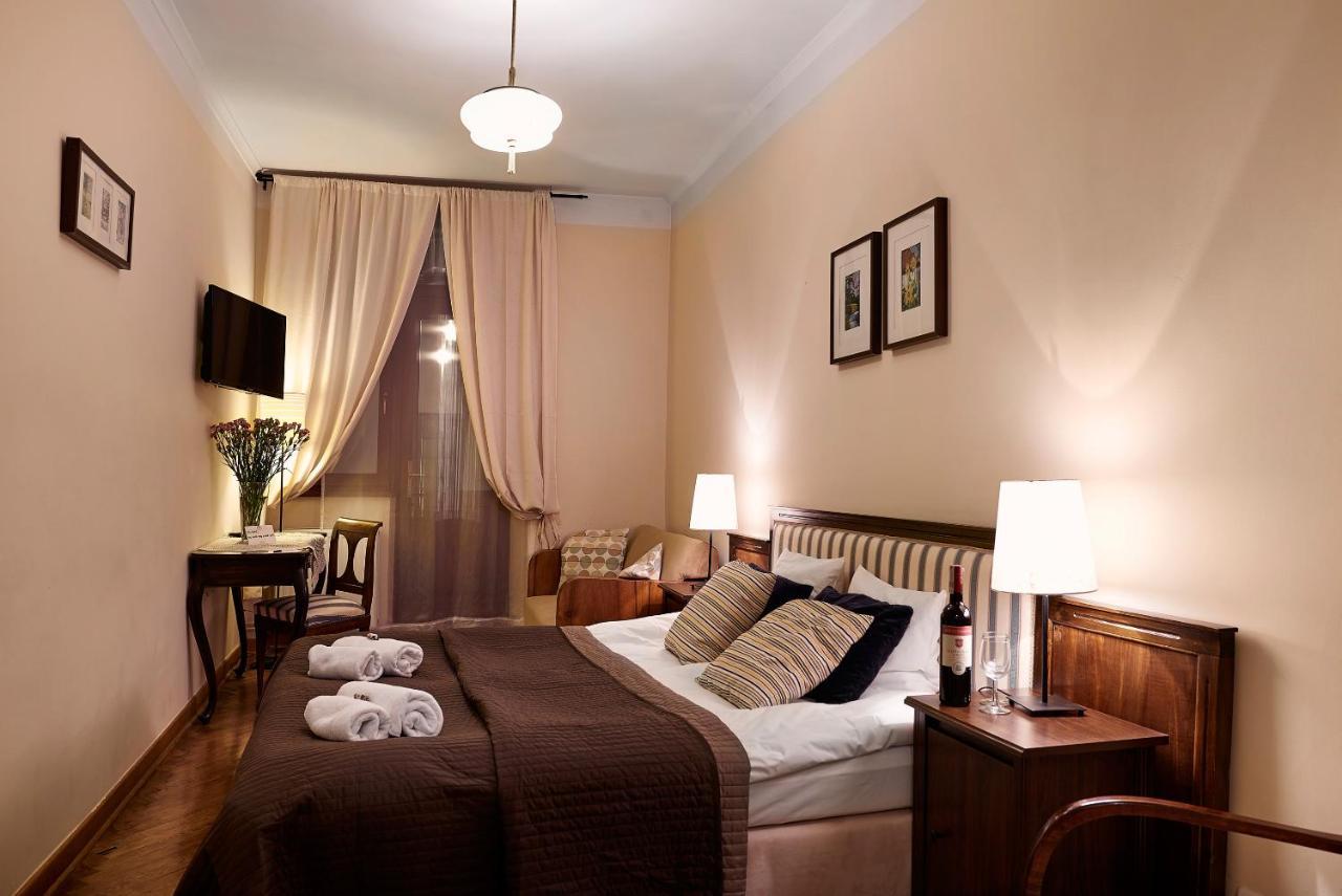 Standard Double Room,1276896760:JPEG