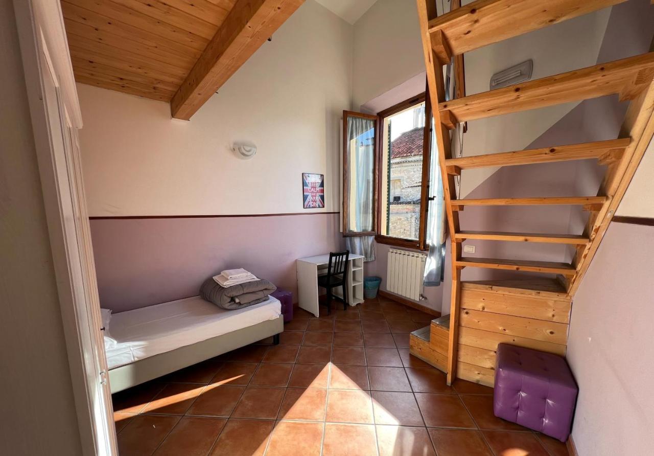One-Bedroom Apartment Split Level,1500255268:JPEG