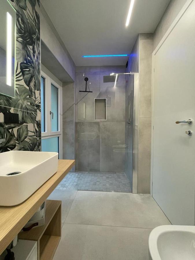 Double Room,1342428137:JPEG
