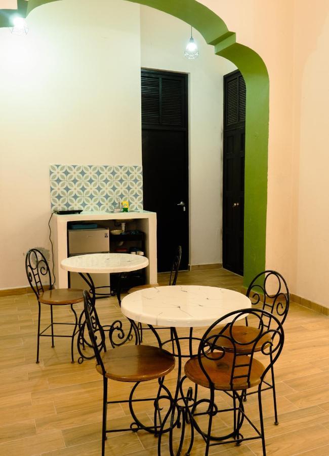 Double Room,1344757655:JPEG