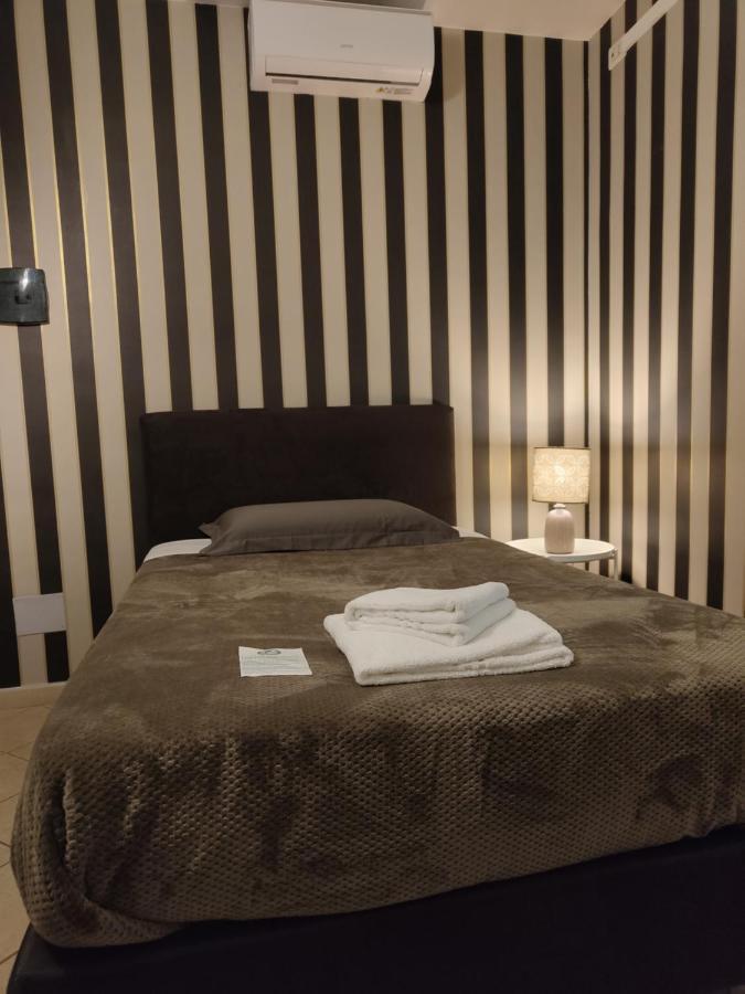 Single Room,1344898679:JPEG
