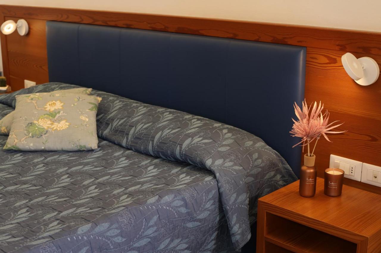 Triple Room,1346212940:JPEG