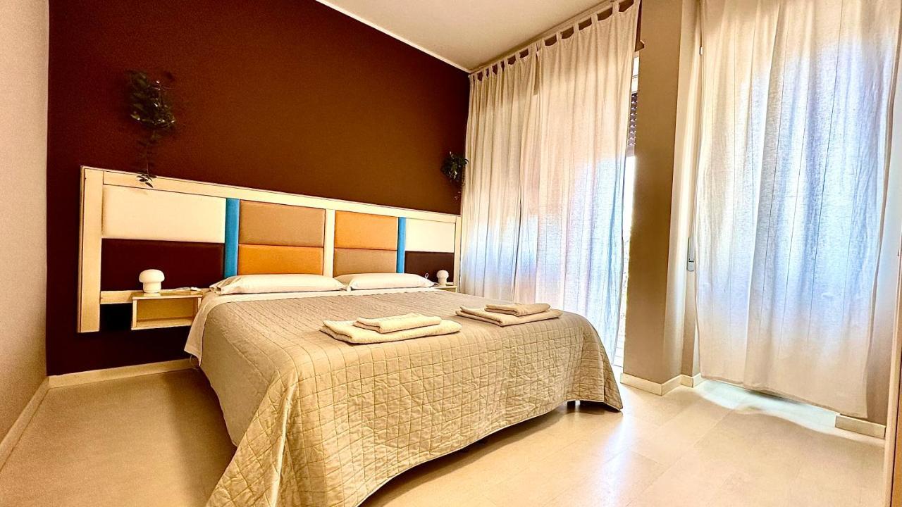 Deluxe Double or Twin Room,1146555415:JPEG