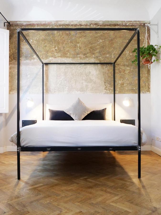 Double Room,1349896195:JPEG
